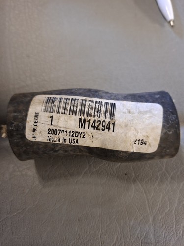 John deere m142941 genuine - m142941,