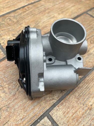 Throttle body 2s6u9f991ga for - throttle,