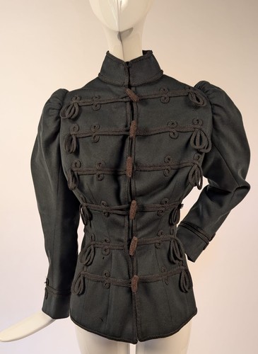 Victorian military style - victorian,