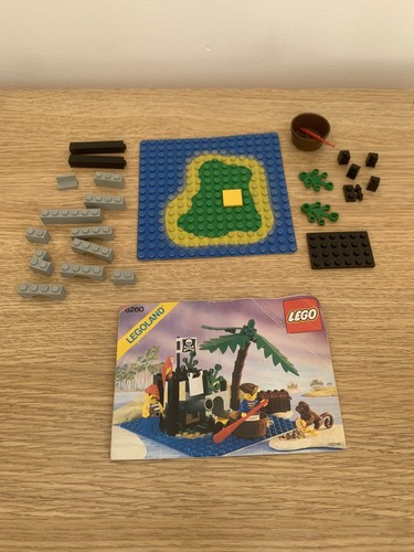 Lego pirate set 6260 - pirate,