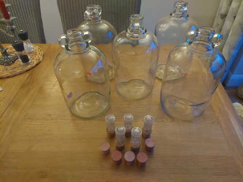 Used glass demijohns - glass, 1