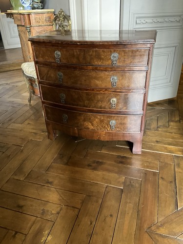 Lovely antique four drawer - lovely,