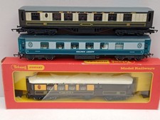 Hornby -Grafar. Pullman car's