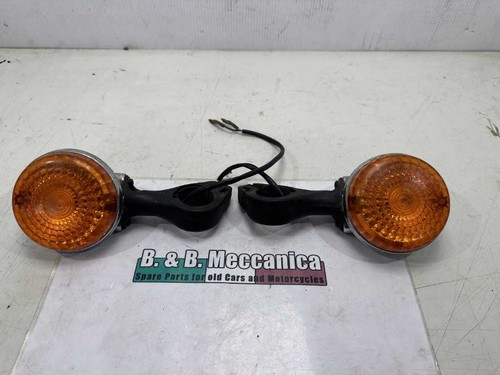Pair front arrows - front,