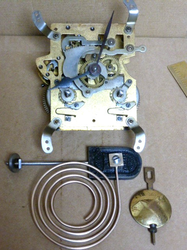 Good bracket mantle clock - good,