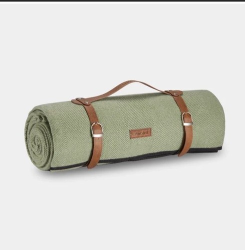 Green waterproof picnic - waterproof,