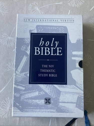 New international version holy - new,