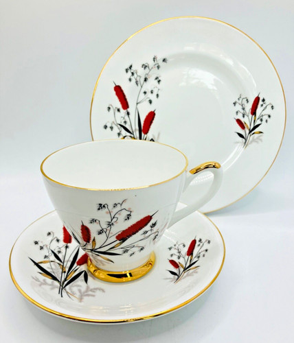 Vintage windsor bone china red - vintage,