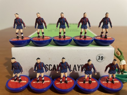 Subbuteo heavyweight team - heavyweight,
