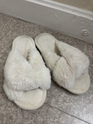 Woman cream fluffy - cream,
