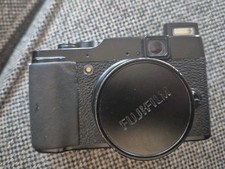 Fujifilm X10 Camera (READ DESCRIPTION ×××××××××)