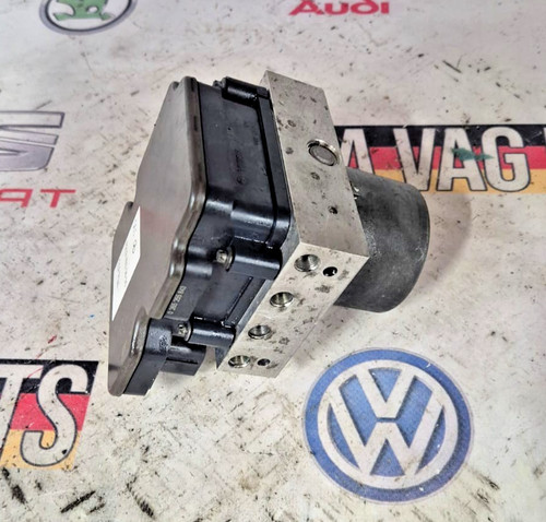 Mercedes class 2016 abs pump - 2016,