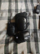 SkateHut Pro Pad Set, Black