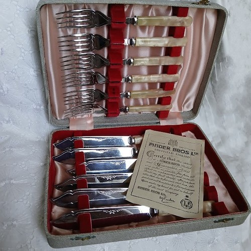 Boxed pinder bros ltd - bros, fish