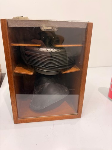 2104 porton resuscitator - #2104,