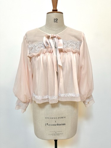 Vintage pale pink lace trimmed - pale,