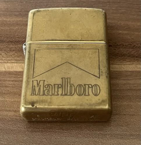 Marlboro vintage brass zippo - marlboro,