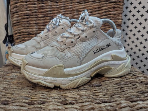 Balenciaga triple beige - -,