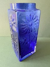 FAB Vintage Bright Blue 7.5"