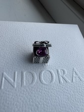 PANDORA Sparkling Gift Box Of