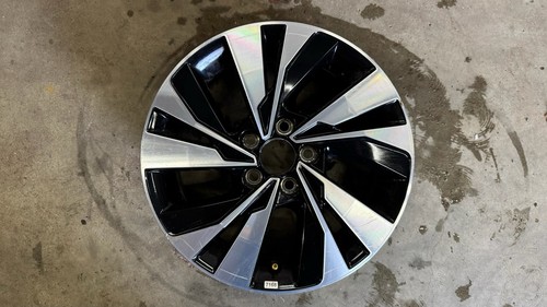 Genuine volkswagen polo - 1x,