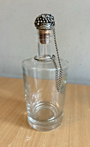 Glass bottle decanter with - glass,