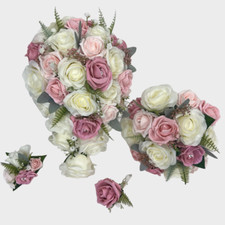 Wedding flowers pink bouquets