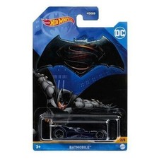 Hot Wheels HDG89 2022 BATMOBILE BATMAN v SUPERMAN Metalflake Blue MINT LONG CARD