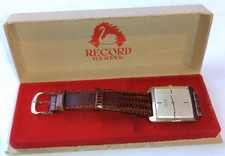 1975 Boxed 9ct Solid Gold Gents Record Deluxe wristwatch 17J running well