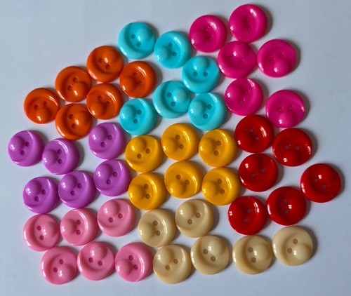 Job lot buttons in - job, 8