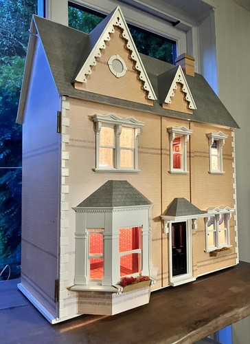Dolls house holme - holme, large