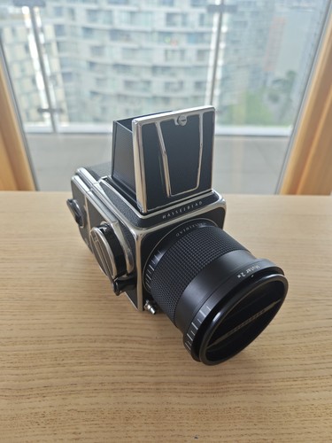 Hasselbla 500c medium format - 500c/m,