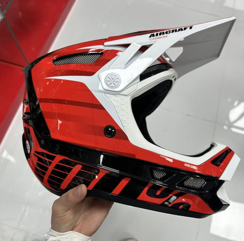 Mtb red bull helmet 2024 - bull,