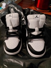 Junior Air Jordans Size 6.5uk