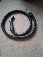 Henry Hound Electric Hose
