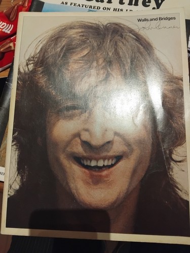John lennon walls - john,