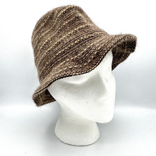 WALLAROO women's Fiona bucket