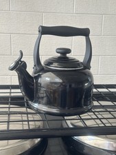 Le Creuset Traditional Kettle