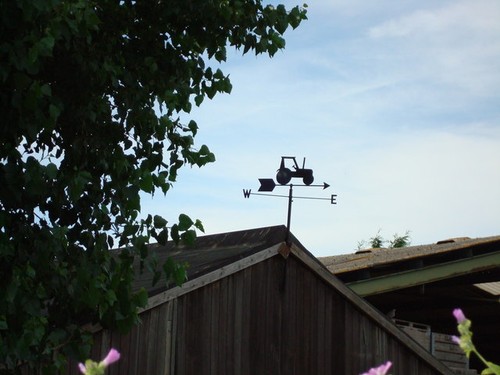 Photo 6x4 tractor weathervane - photo,