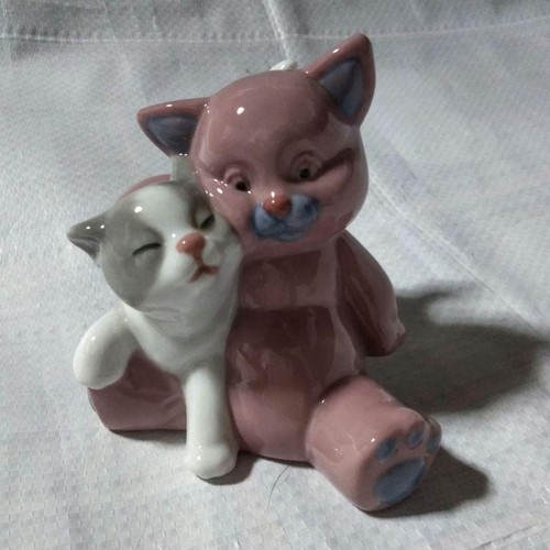 Nao lladro bear figurine - lladro,