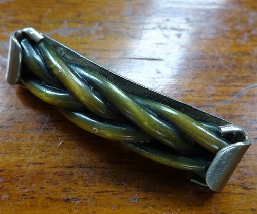 Antique art deco green - antique, cream