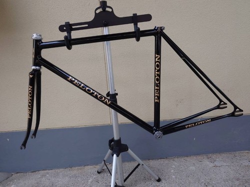 Peloton black njs - peloton,