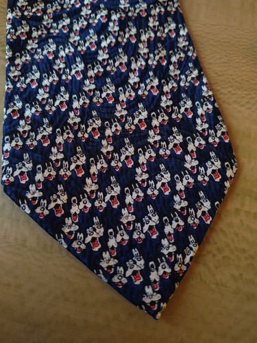 Vintage disney store 100 silk - 100%,