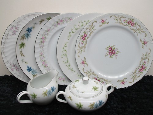 Vtg mismatched china dinner - mismatched,