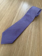 Hawes & Curtis London 100% silk Men's tie L61. W3.5 inch