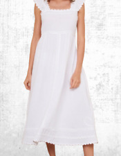 Ex WYSE Women’s Sleeveless Sophia Smocked Sundress in White RRP £180