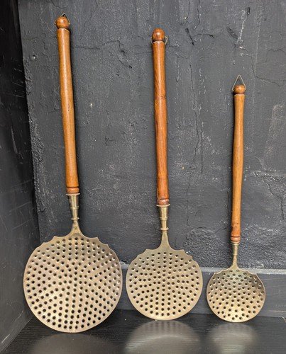 Vintage french brass skimmer - brass,