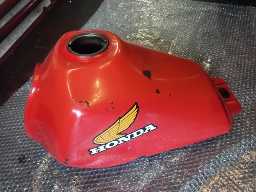 Honda xl500r fuel tank - honda, pd02