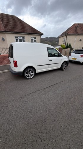 Volkswagen caddy - volkswagen,