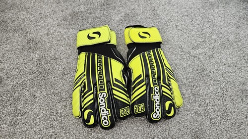 Sondico boys football gloves - sondico,